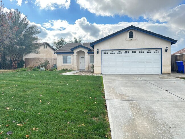 Foto del edificio - Comfortable Home For Rent