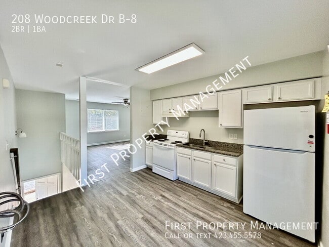 Foto del edificio - 208 Woodcreek Rd