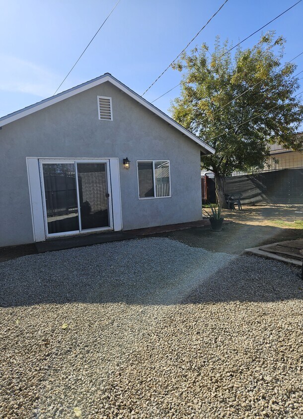 Primary Photo - 820 Jackson St