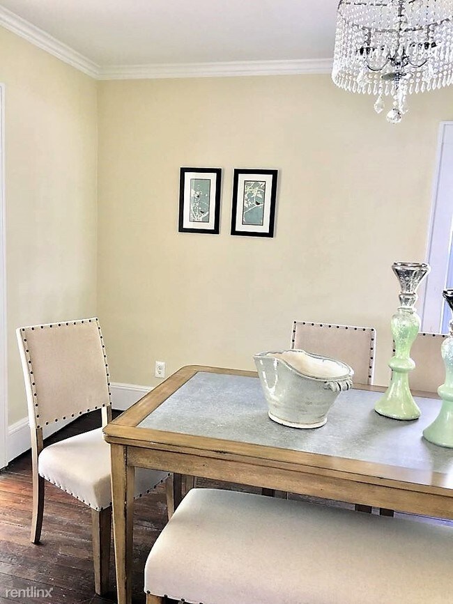 Foto del edificio - 3 br, 1 bath House - 60 Yale Ave