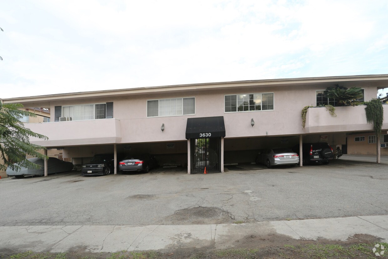 Building Photo - 3630 Midvale Ave