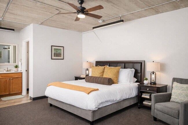 Foto del edificio - 219 S Badger Ave