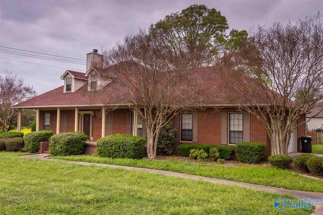 Building Photo - 22021 Diamond Pointe Dr