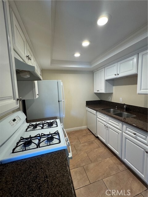 Building Photo - 1251 S Meadow Ln