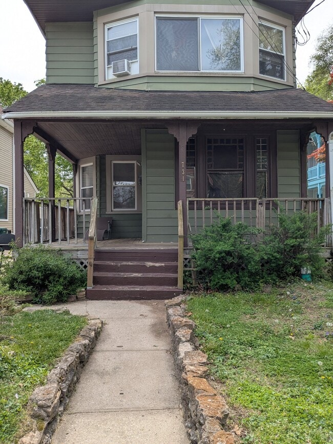 Building Photo - 731 Mcmakin Ave