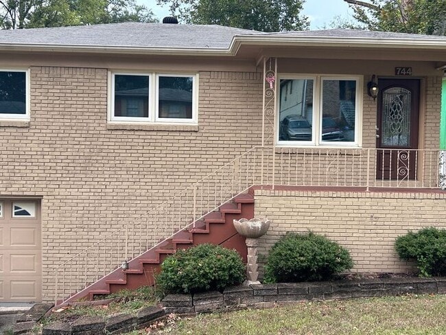 Building Photo - 744 71st St S