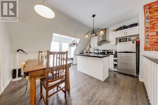 Photo du bâtiment - 183 Grace St