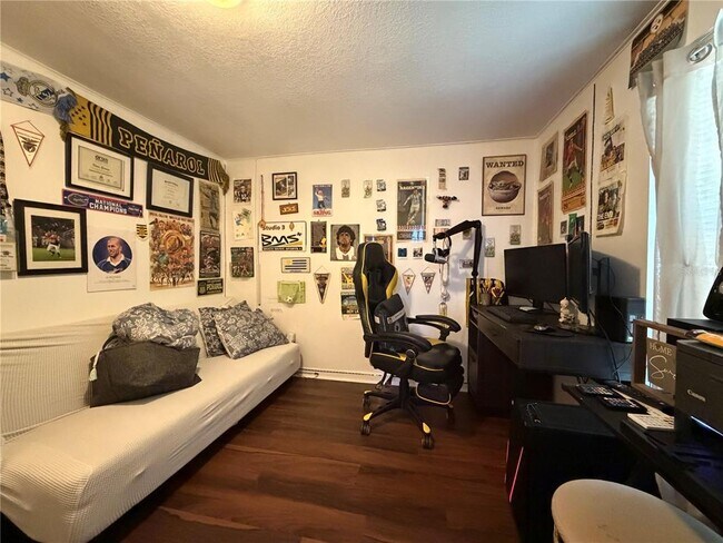 Foto del edificio - 2425 SE 10th Ave