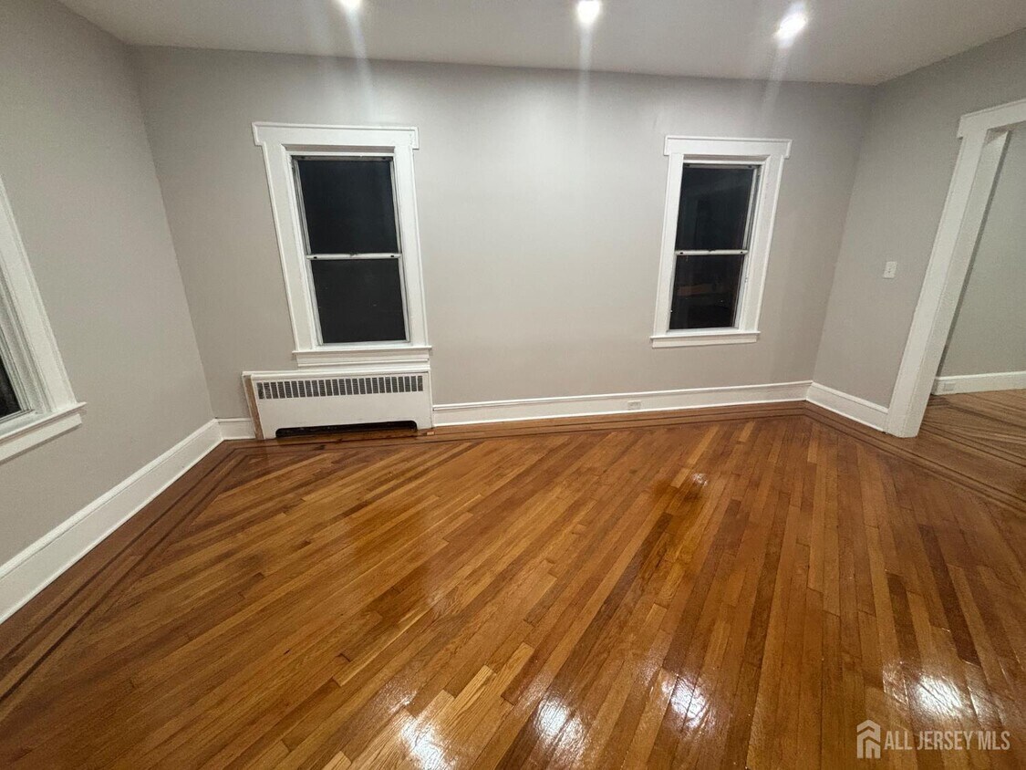 Foto principal - 259 Williamson Ave