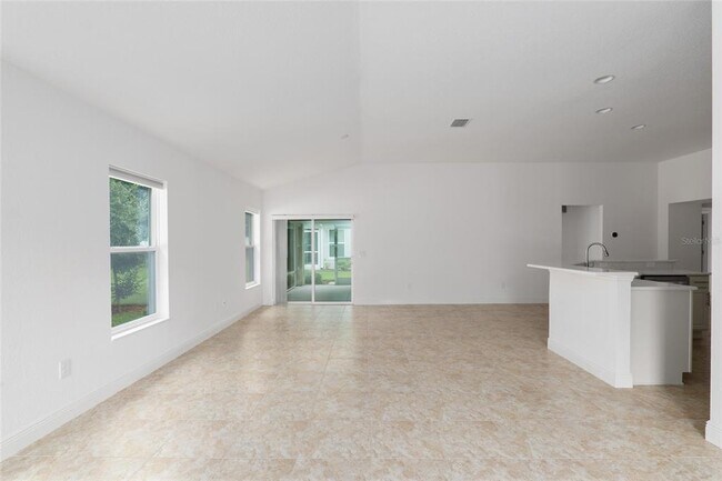 Foto del edificio - 10397 Silver Maple Ave