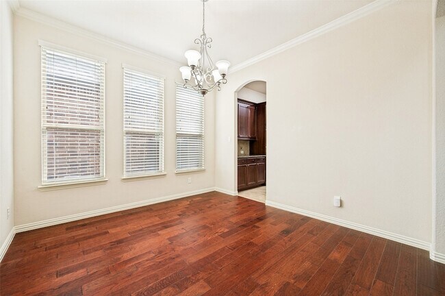 Foto del edificio - 10809 Grecian Dr