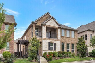 Building Photo - 2464 Castle Ridge Dr