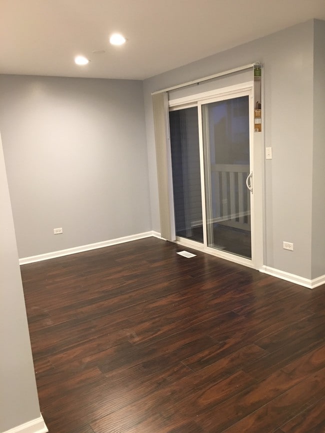 Dinning Area/W Bac - 606 Berry Ridge Dr