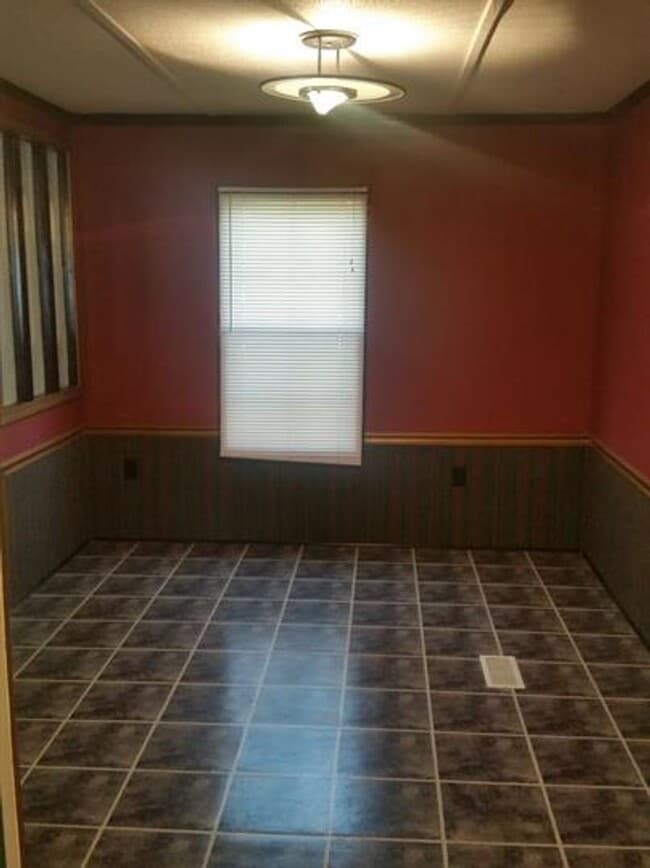 Building Photo - Coming Soon: Renovated 3-Bed, 2-Bath Home in Byron!