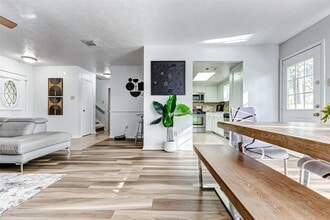 Building Photo - 92 N Deerfoot Cir