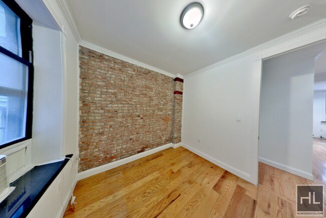 Building Photo - East 100th Street