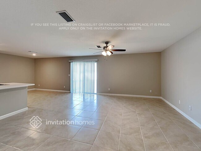 Building Photo - 1081 SW Macao Ave