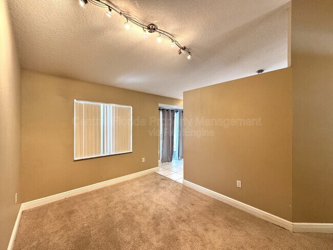 Foto del edificio - 820 Briargrove Ave
