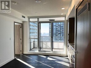 Building Photo - 38 Widmer St