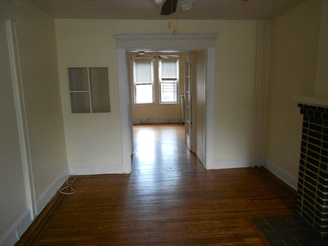 Building Photo - 3209 Guilford Ave