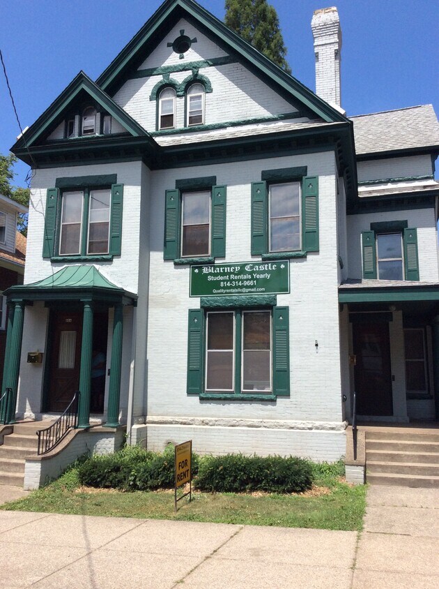Primary Photo - 354 W 9th St