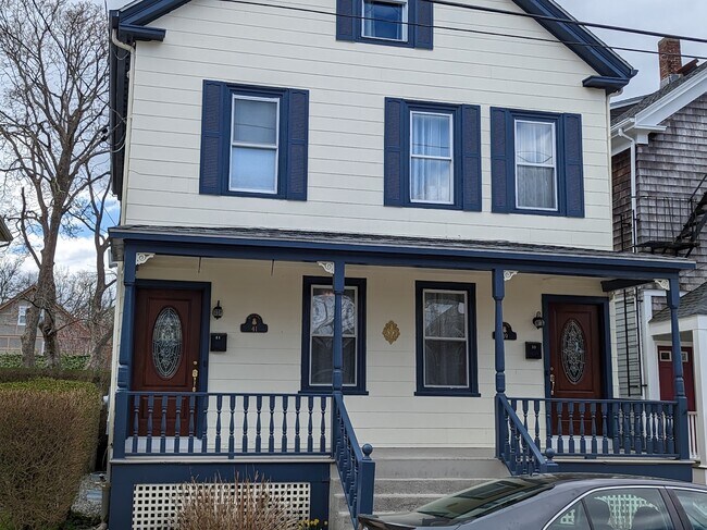 Building Photo - 39 Webster St