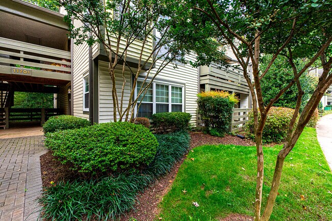 Photo - 11701 Karbon Hill Ct Apartment