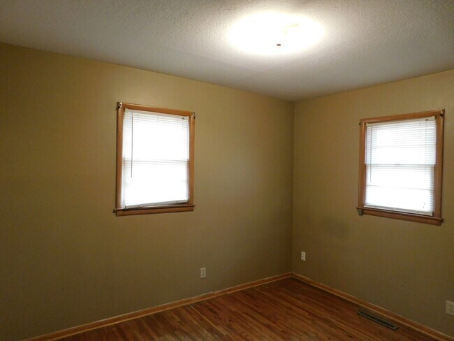 Foto del edificio - Very nice 2 bedroom/1 bath duplex in NE El...