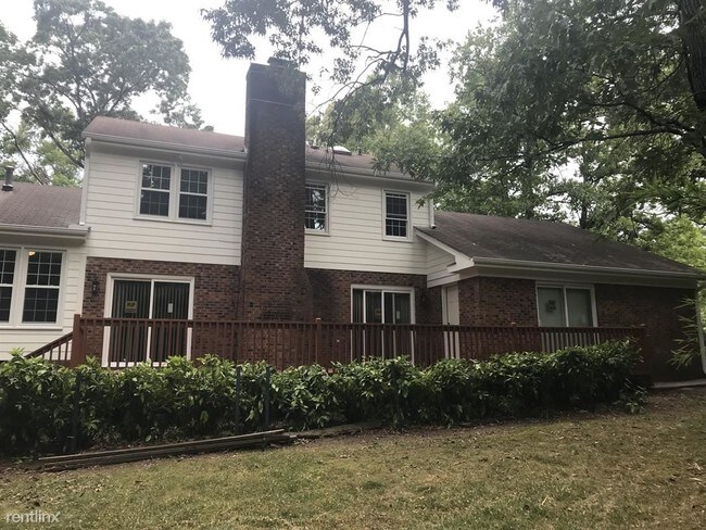 Building Photo - 5 br, 3 bath House - 1220 Hedgelawn Way