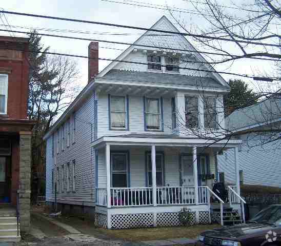 Building Photo - 1711 Highland Ave