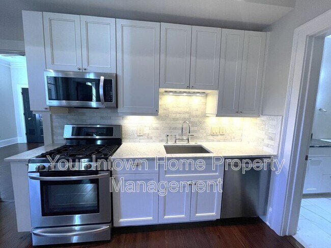 Foto del edificio - 367 Moreland Ave NE