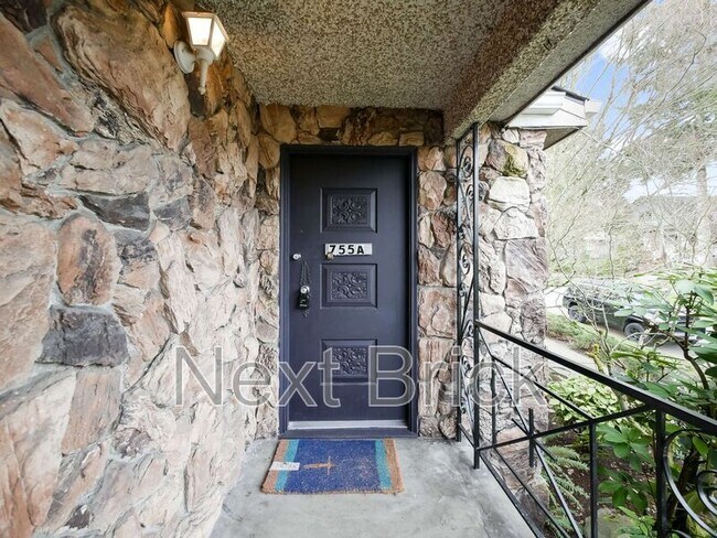 Foto del edificio - 757 N 90th St