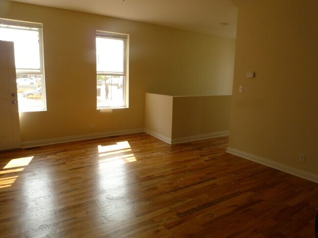 Foto del edificio - 1538 W North Ave