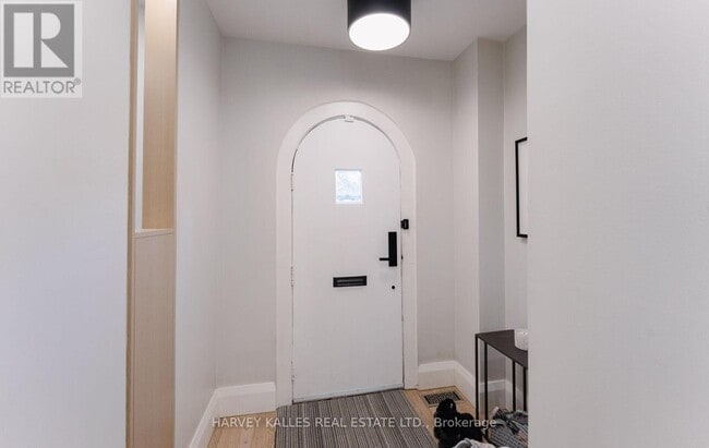 Building Photo - 25 Gilgorm Rd