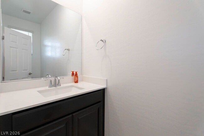 Building Photo - 7126 Calvert Cliffs St