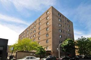 Building Photo - 607 W Wrightwood Ave