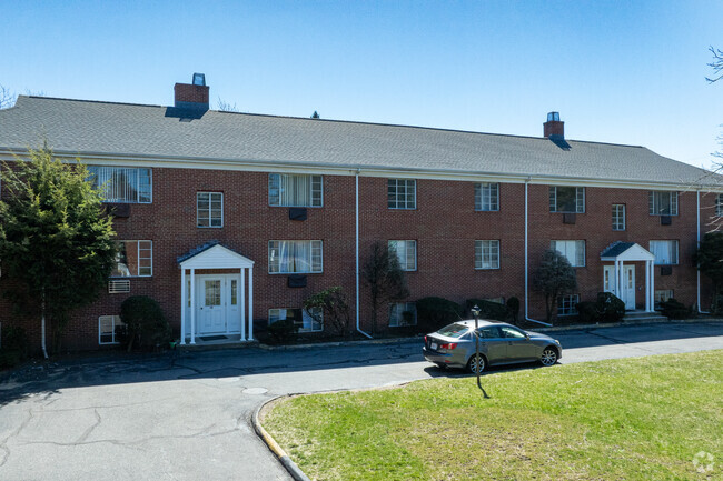 Entrance - Glenview Apartments