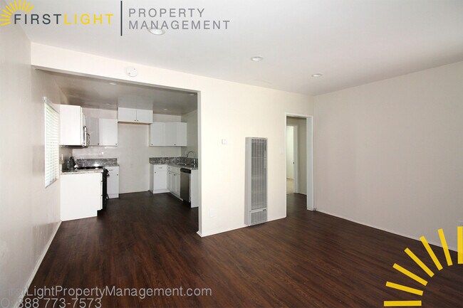 Building Photo - 2619 Gates Ave