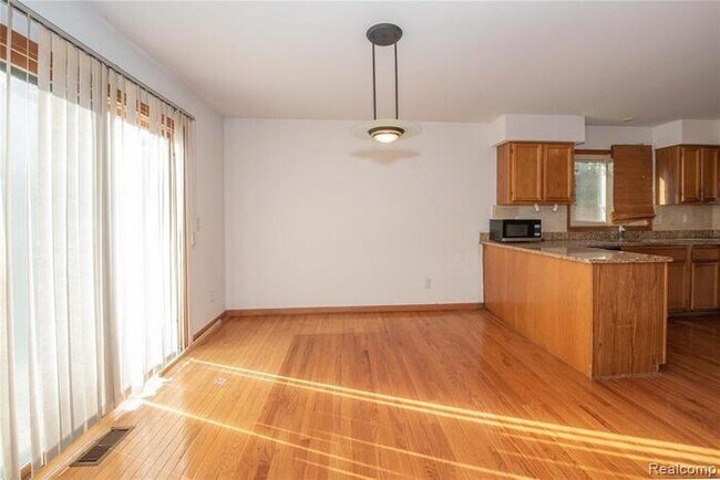 Foto del edificio - 2358 Saffron Ct