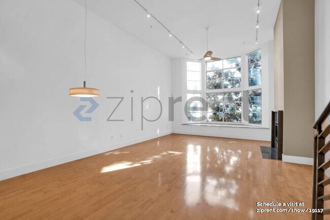 Building Photo - 1150 Folsom St
