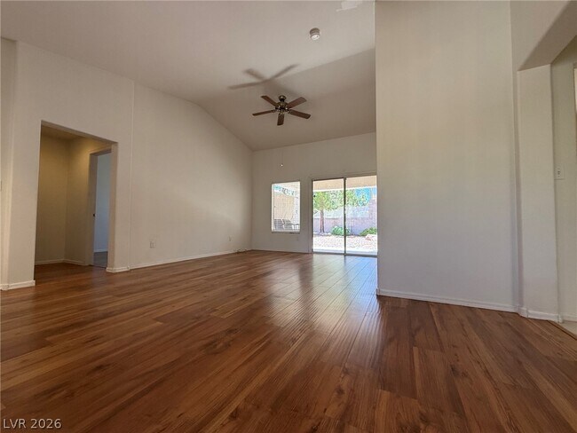 Foto del edificio - 10905 Mill Cove Ave
