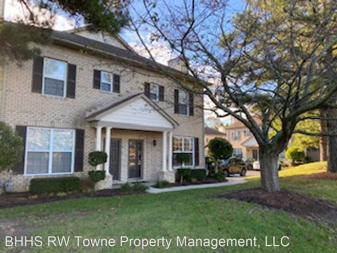 Foto principal - 2 br, 2.5 bath House - 2040 Hardwick Court
