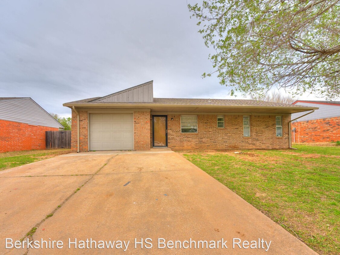 Primary Photo - 3 br, 1.5 bath House - 1707 Pecan Grove St...