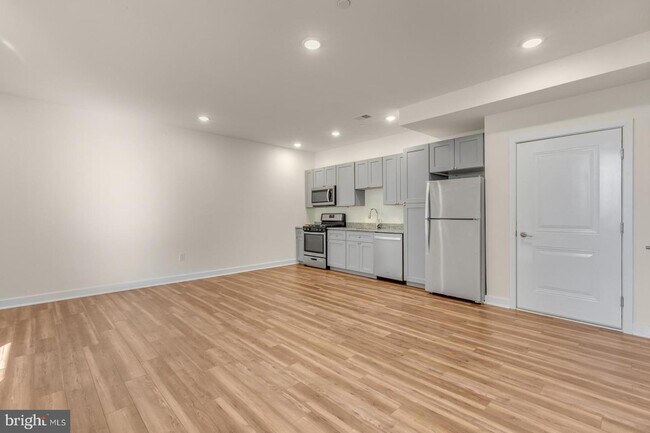 Foto del edificio - 2411 Kensington Ave