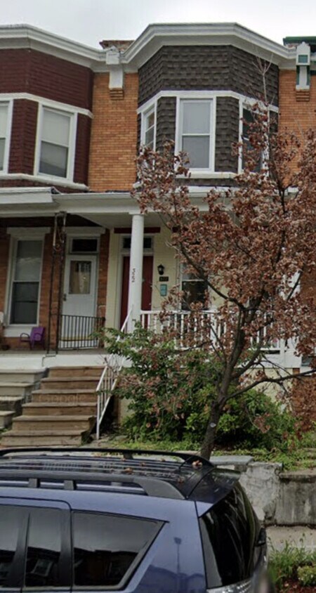 Foto del edificio - 326 Ilchester St