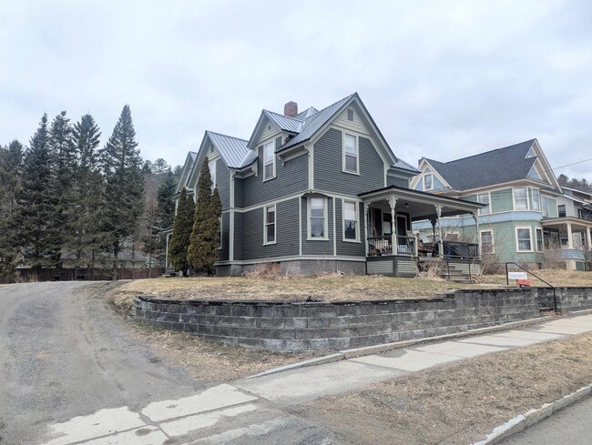 Building Photo - 417 Cliff St