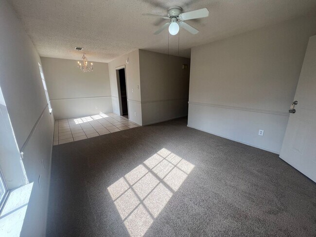 Foto del edificio - 716 E 33rd St