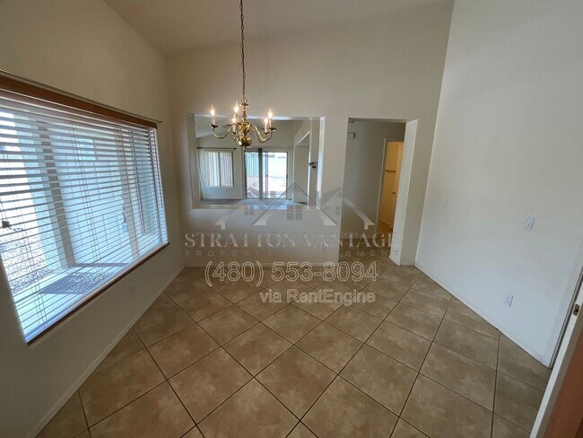 Foto del edificio - 15962 W Acapulco Ln