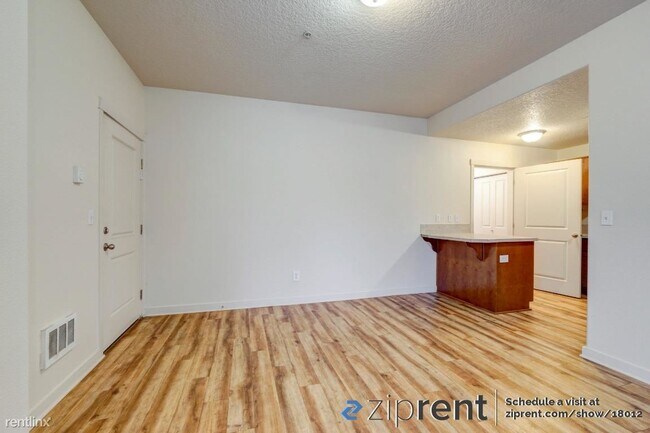 Foto del edificio - 1 br, 1 bath Condo - 11263 SE Causey Cir, ...