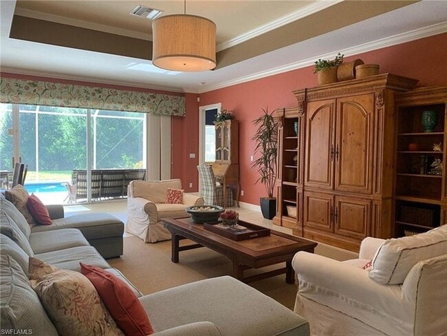 Building Photo - ** STUNNING POOL AND SPA HOME IN GLEN EDEN ON THE LAKES ** ANNUAL OR SEASONAL RENTAL **